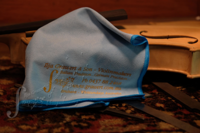 Deluxe cleaning cloth by Ilja Grawert & son - violinmakers for violin viola cello and double bass at Grawert violins Brisbane The Gap and North Queensland