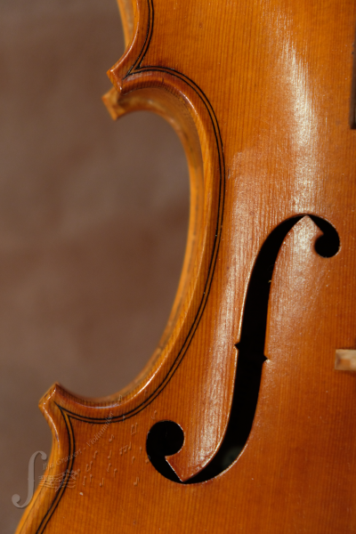 Strad model 'Beckerath' violin handmade by Ilja Grawert Beckerath stradivari copy handmade violin by Ilja Grawert violin shop workshop Brisbane Australia