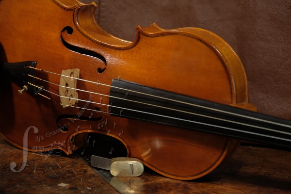 Strad model 'Beckerath' violin handmade by Ilja Grawert Beckerath stradivari copy handmade violin by Ilja Grawert violin shop workshop Brisbane Australia