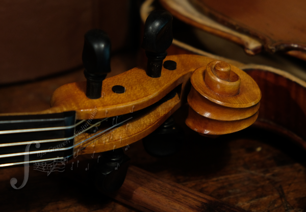 Strad model 'Beckerath' violin handmade by Ilja Grawert Beckerath stradivari copy handmade violin by Ilja Grawert violin shop workshop Brisbane AustraliaBeckerath stradivari copy handmade violin by Ilja Grawert violin shop workshop Brisbane AustraliaBeckerath stradivari copy handmade violin by Ilja Grawert violin shop workshop Brisbane Australia